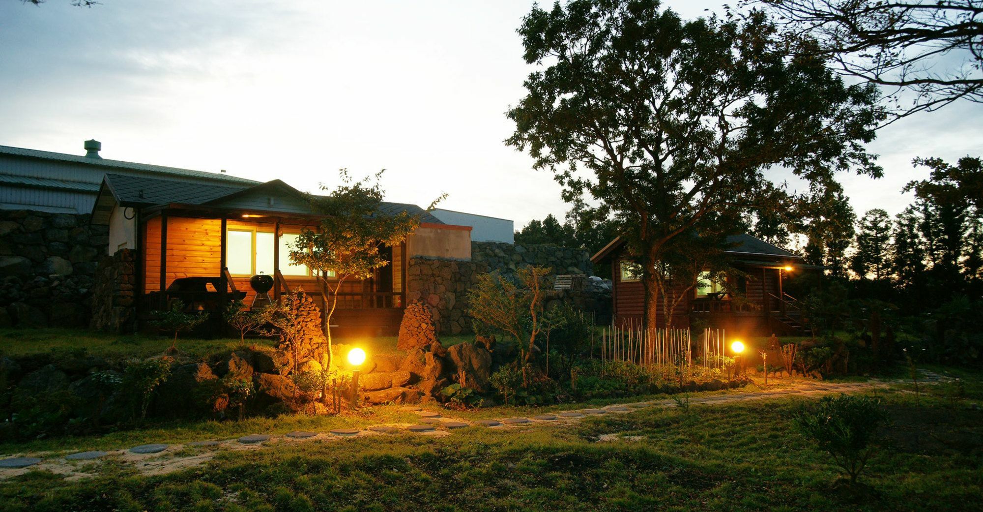 Gotjawal Geomunoreum Pension Jeju Buitenkant foto