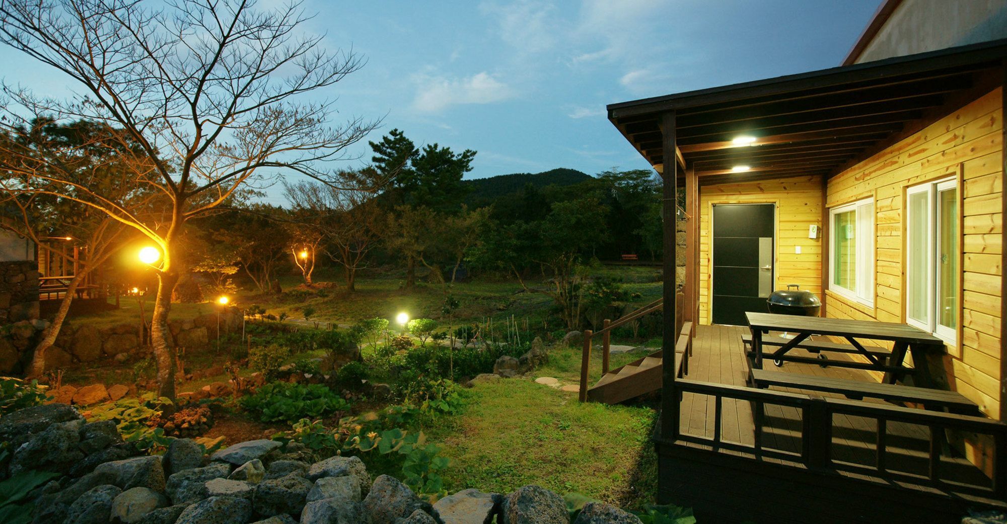 Gotjawal Geomunoreum Pension Jeju Buitenkant foto